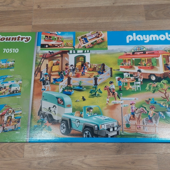 Playmobil Country Caravan Playset New - Picture 2 of 2